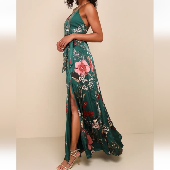 NWOT Lulu's emerald green Satin Maxi Dress XLarge - Picture 2 of 5